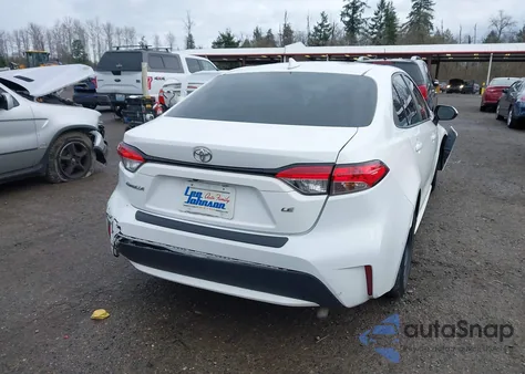 2021 Toyota Corolla Le из США, поврежденный, VIN 5YFEPMAEXMP227257